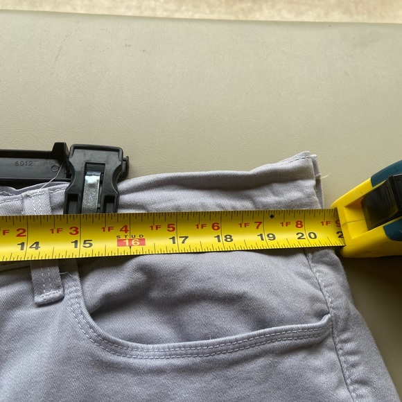 Capris - Picture 4 of 8